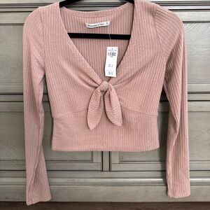 Abercrombie cropped tie front top